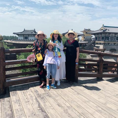 唐城