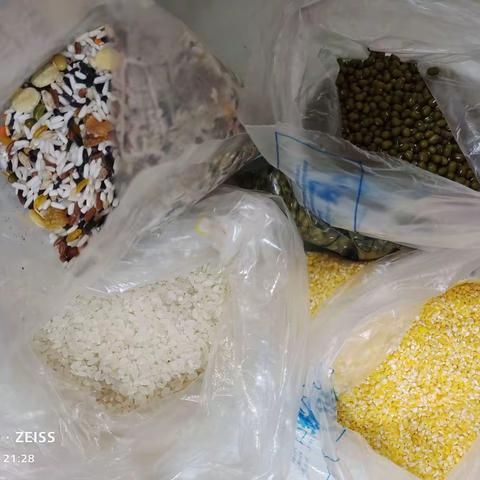 俞文浠小厨师煮粥记