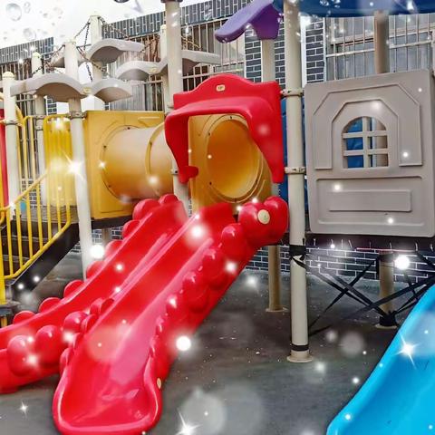 快乐滑滑梯！！！