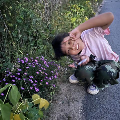 毛岸英学校关爱留守儿童——阳光周末篇