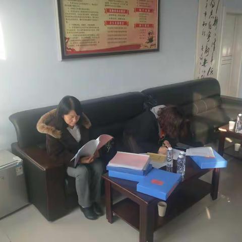 八一学校迎接教学常规专项检查