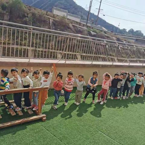 宝贝们的日常生活