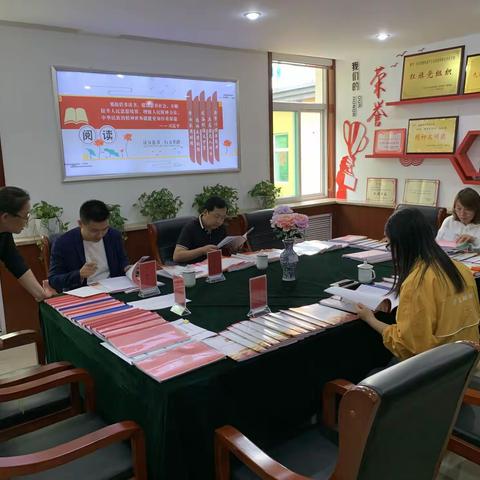 市工信局（国资委）党委重点工作第二督查组 莅临国资公司检查指导工作