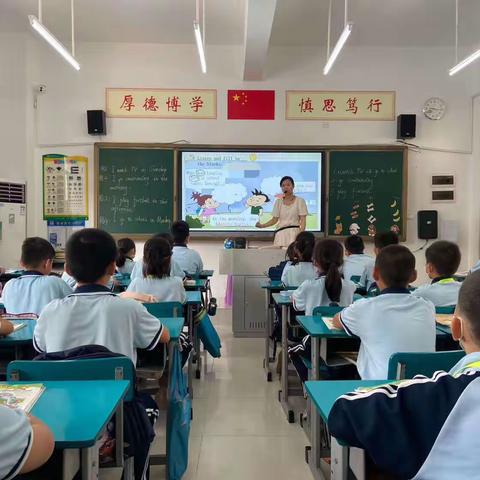 海口市金盘实验学校第九周师带徒听课活动