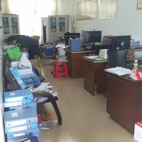 迎“双创”，会文镇各办公室环境卫生督查情况（8月20日）