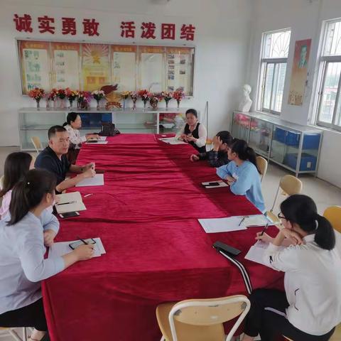 追求卓越，绽放精彩－湛江市第十四小学坛上校区数学组公开课