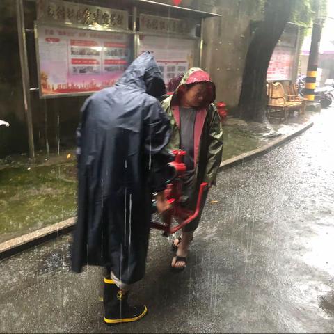 我为群众办实事｜洋中街道坚守一线岗位，排忧解难办实事