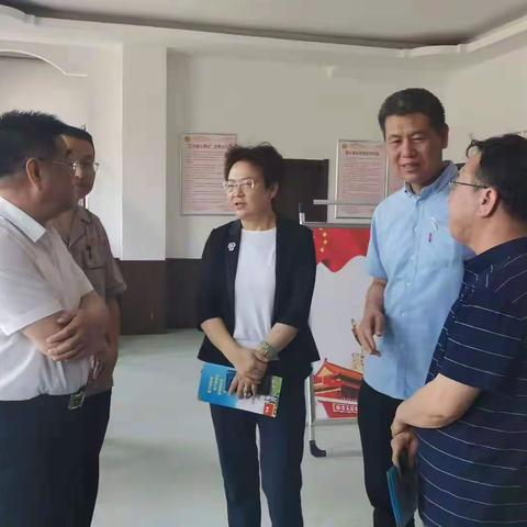 省总工会副主席韩丽珍一行到我市 开展户外劳动者爱心驿站揭牌及验收工作