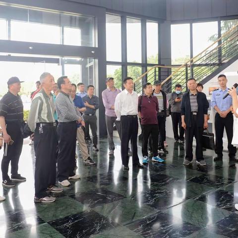 八处退休干部党支部开展“学习党史悟初心 走进企业话发展”主题党日活动