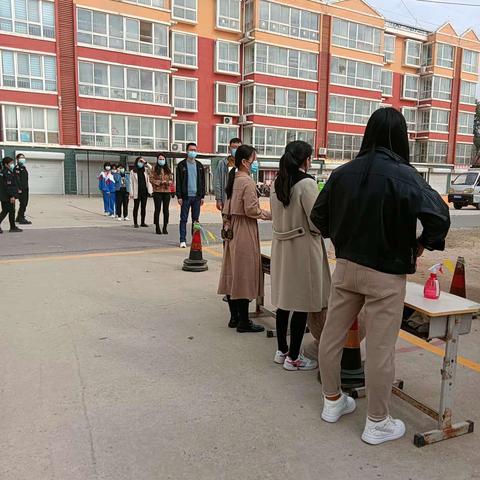 2022年中丁乡马周明德小学举行疫情防控演练