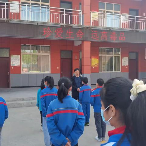 高陵区关心一下工作委员会、湾子中心小学“珍爱生命 远离毒品”预防宣传教育系列活动纪实