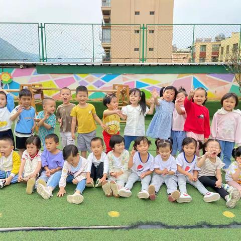 初秋相见，最美开学季🌸巧家县绿岛幼儿园中二班九月快乐回顾🎊