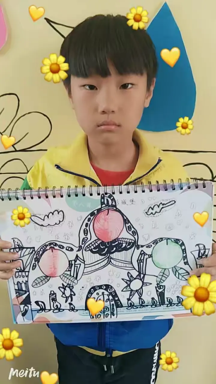 神墨书画线描2《桃形城堡》