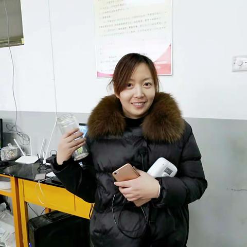 快乐的老师与孩子们