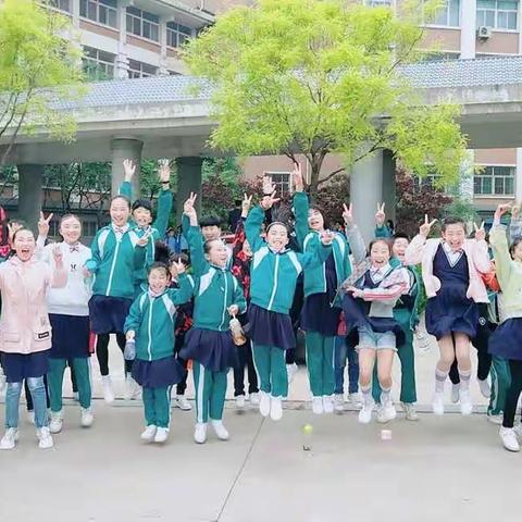 苦练基本功提升素质，铁杵磨成针化茧成蝶