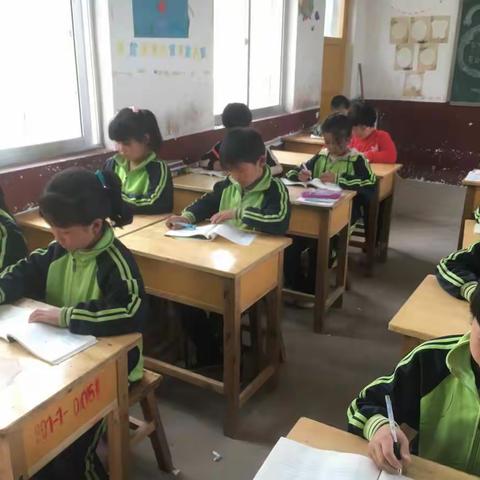 写方方正正中国字，做堂堂正正中国人！—三山小学好习惯养成记