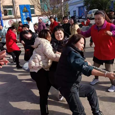 “追梦新时代，巾帼绽芳华”王家河村举办庆祝“三·八”妇女节系列活动