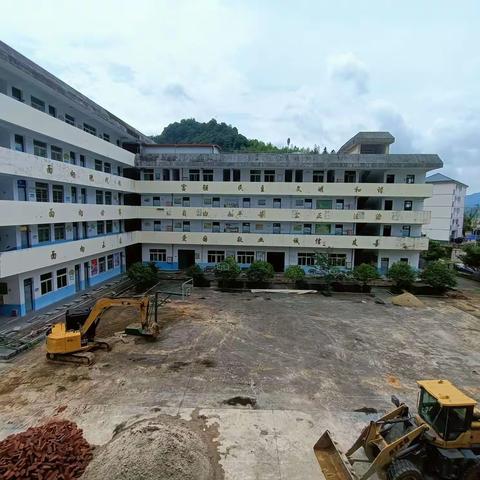 建宁县溪源中心小学绿色校园建设