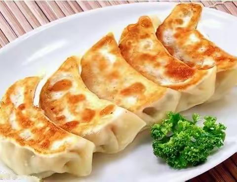 观幼特色食育畅游六———煎饺