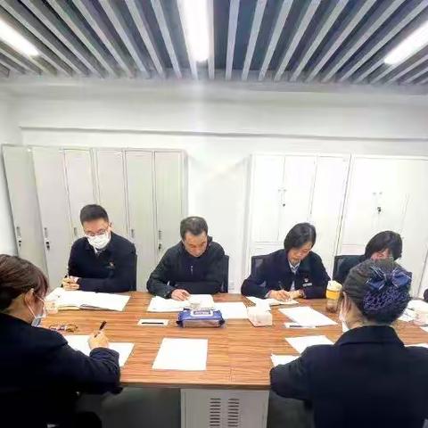 自贸营业室九峰联合党支部召开组织生活会