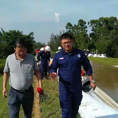 海南省水务厅王强厅长到松涛黄竹管理区调研永庄水库应急补水工作