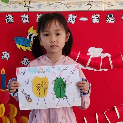 南塘镇中心幼儿园大3班10月手工制作撕贴画«秋天的树林»