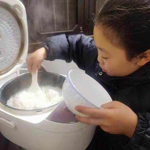 我劳动，我快乐！-碧山小学三（1）班吴若菲