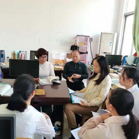 横州市百合镇二中2021年秋英语组返岗研修活动