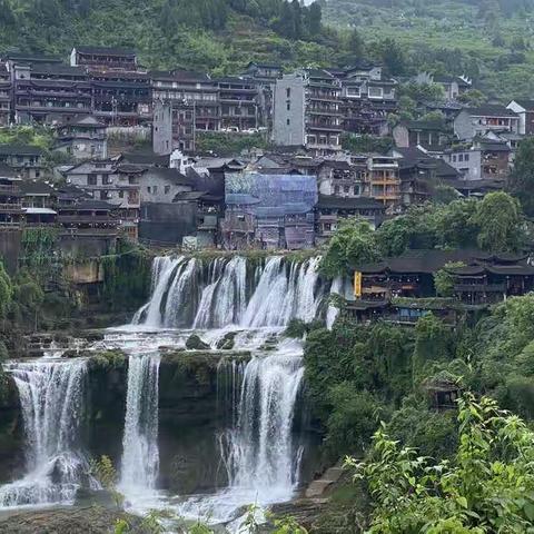 翠竹青山细雨中 ——湖南湘西行（六）文 高峰 配图 苏芳