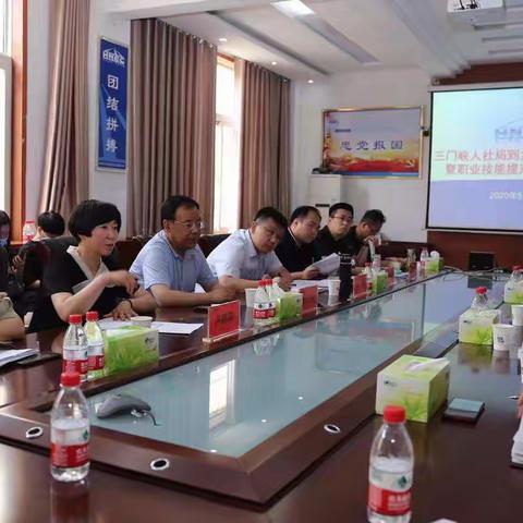 珍惜荣誉      砥砺前行