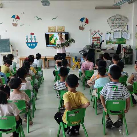 实验幼儿园大三班端午活动——“浓浓粽香，最艾端午”