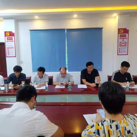 扎实做好“传、帮、带”     擦亮乡村振兴党旗红