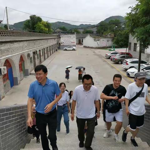 实践出真知——北师大师生进临县五中开展暑期社会实践活动