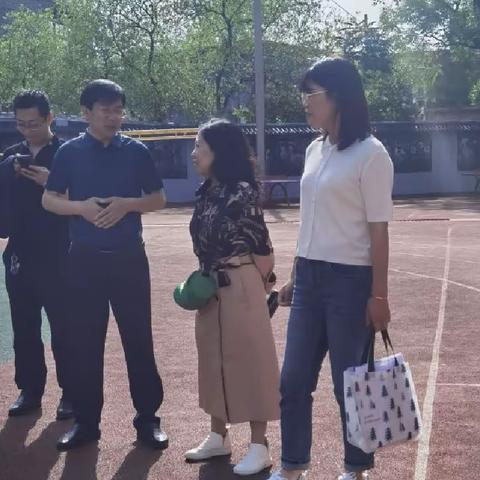 “智慧众筹•思维碰撞”——临县五中承办导师进校园活动