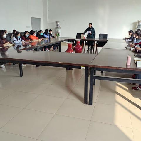 “传承雷锋精神 争做时代新人——图书馆组织开展‘学雷锋纪念日’"活动