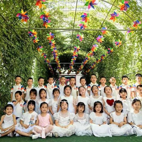 敦煌市幼儿园大九班《给孩子营造一个适应过程》之学习分享