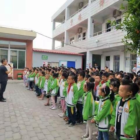 消防安全警钟鸣 防微杜渐出实效——华胥镇张家斜小学开展校园消防安全宣传教育活动