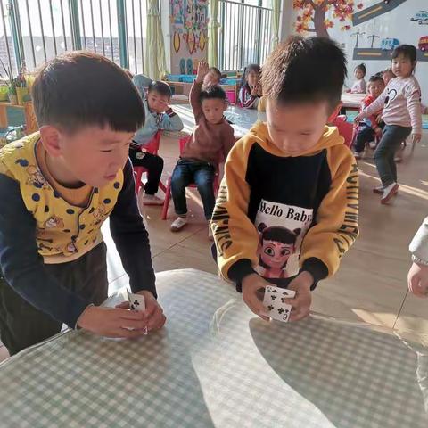 中二班搭建区观察记录