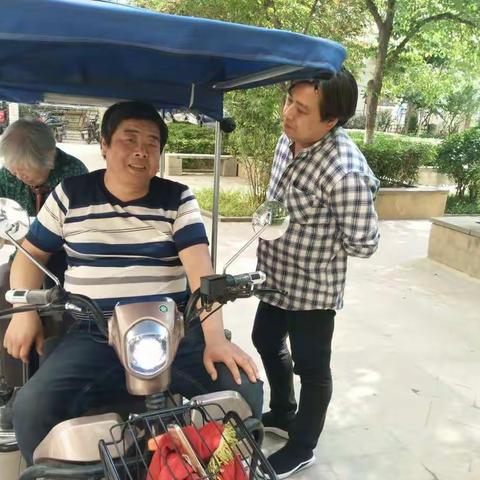 〖莲湖区环西街道〗大庆路社区专委积极为辖区残疾人做好各项工作的服务！