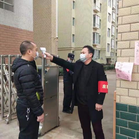 中国加油！武汉挺住！