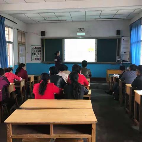 同在蓝天下    共绘中国梦                   ——吹麻滩小学支持龚马家小学送课进校活