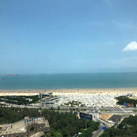小小的城市，小小的岛.