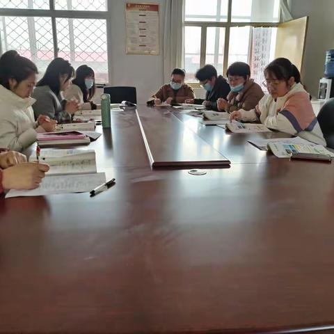 人间最美三月天，数学教研谱新篇——梁二庄小学公开课《三角形》