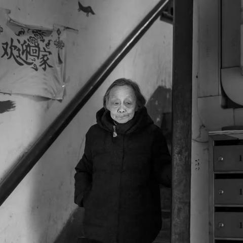 拍拍看看上海历史老建筑之（原江苏旅社）