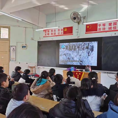 “铭记历史，振兴中华”国家公祭日柳泉铺镇范营马庄小学进行爱国主义主题教育