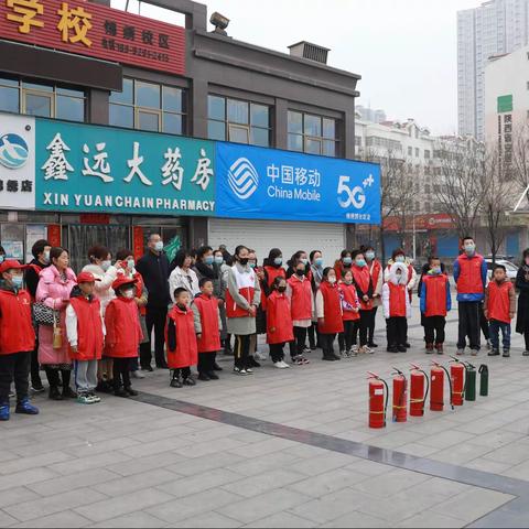 【“火焰蓝”·守护平安】铜川支队深入锦绣园小区开展消防安全培训