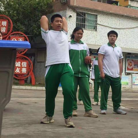 2022-2023学年第一学期孩子在校表现