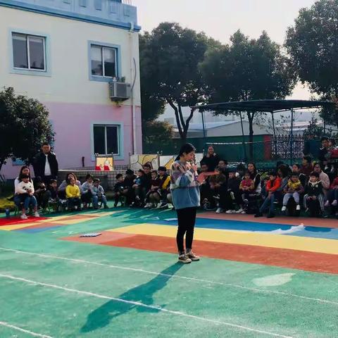旧馆贝贝乐幼儿园大手拉小手，快乐动起来———小班亲子运动会