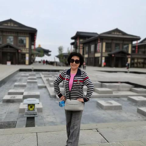 巍巍南太行，灵秀万仙山。