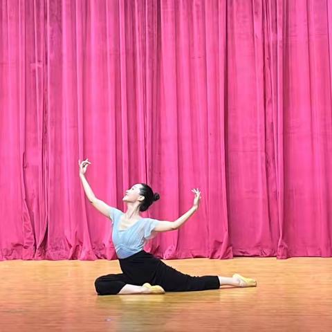 饶平县第二届中小学幼儿园美育教师教学基本功比赛